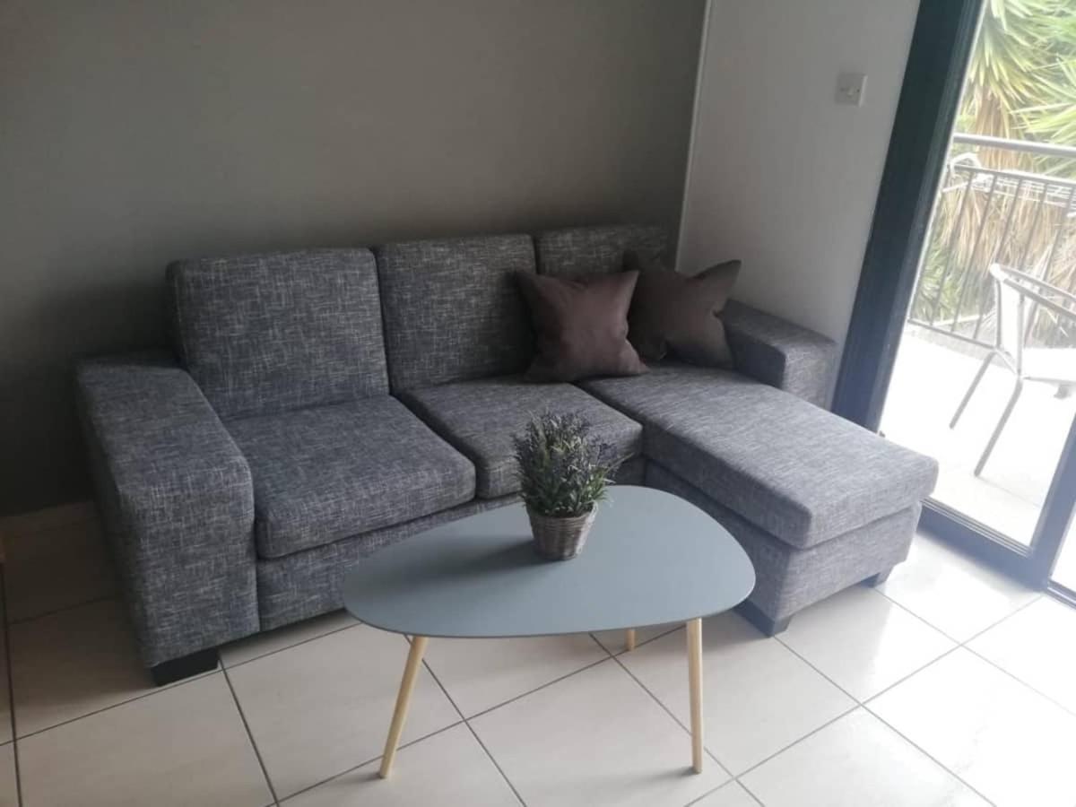 Cozy 1 Bedroom Apartment Close To The Beach Paphos Buitenkant foto