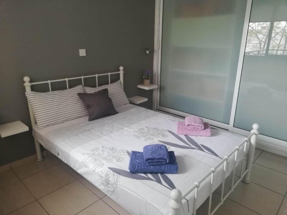 Cozy 1 Bedroom Apartment Close To The Beach Paphos Buitenkant foto